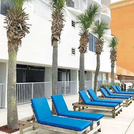 Radisson Beachfront Hotel - Panama City Beach 